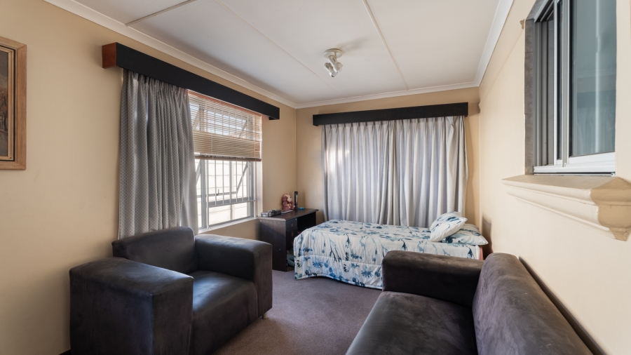 3 Bedroom Property for Sale in Twin Palms Western Cape